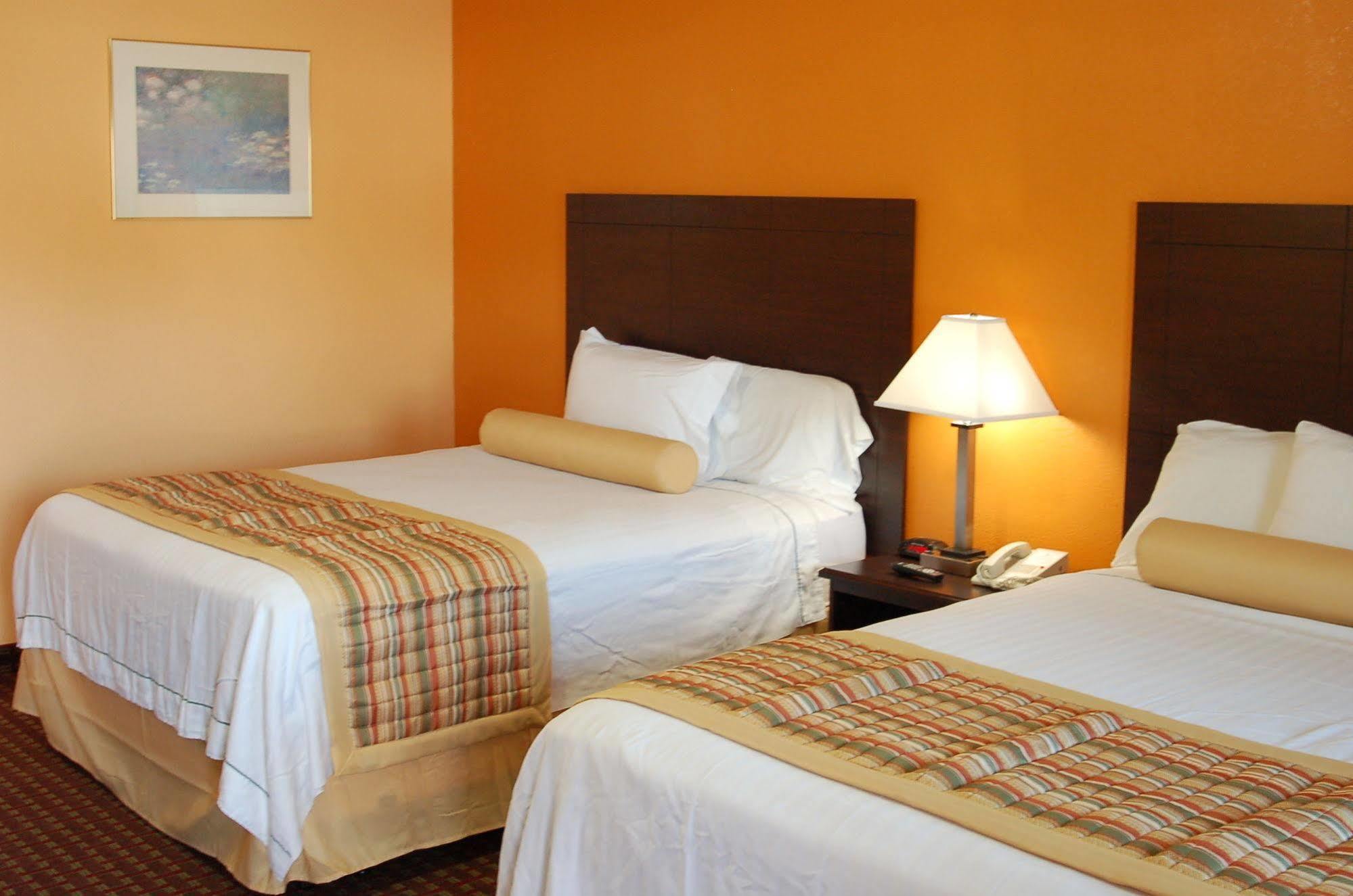 Budgetel Inn Glens Falls-Lake George-Saratoga Ngoại thất bức ảnh