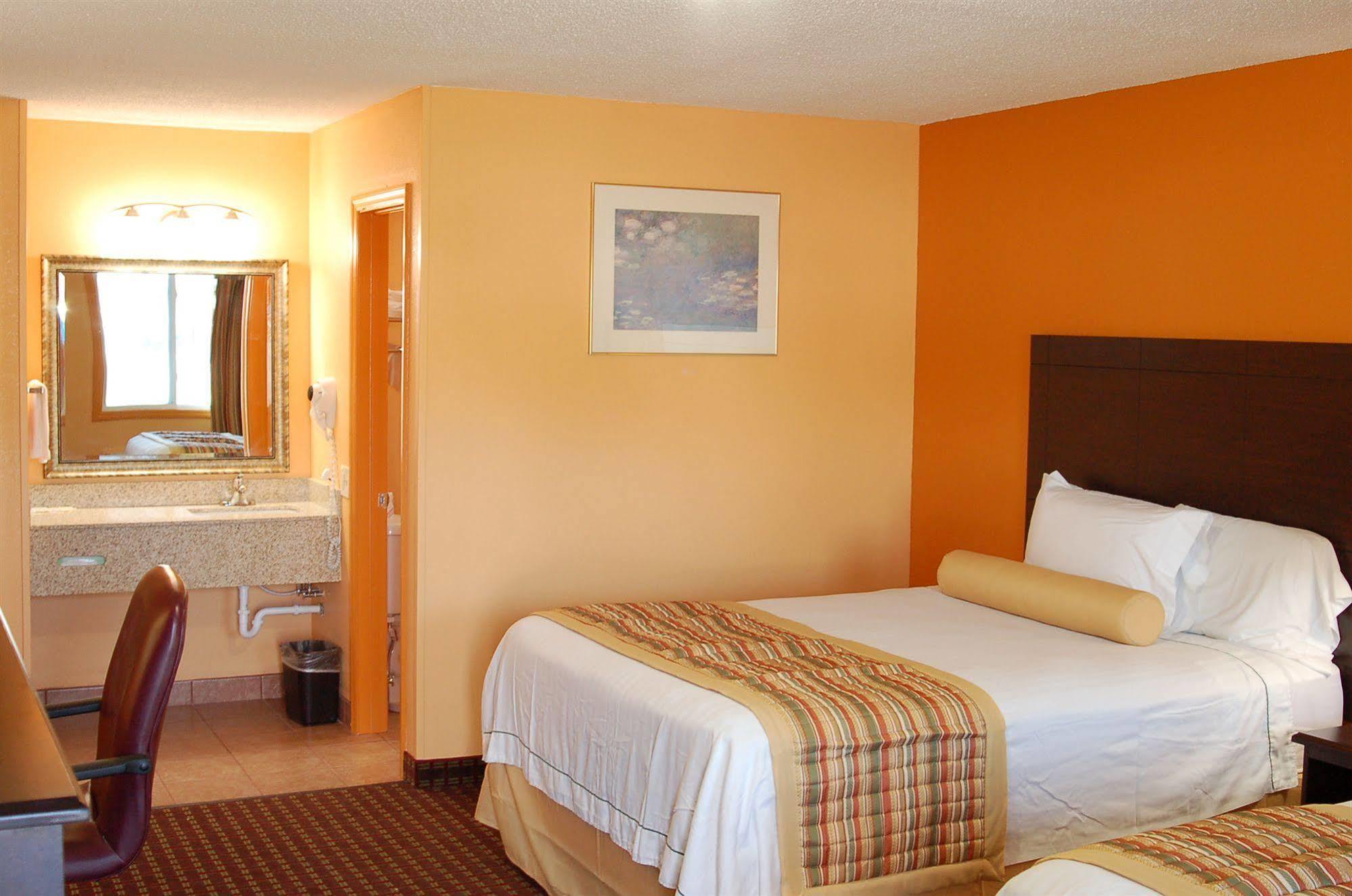 Budgetel Inn Glens Falls-Lake George-Saratoga Ngoại thất bức ảnh